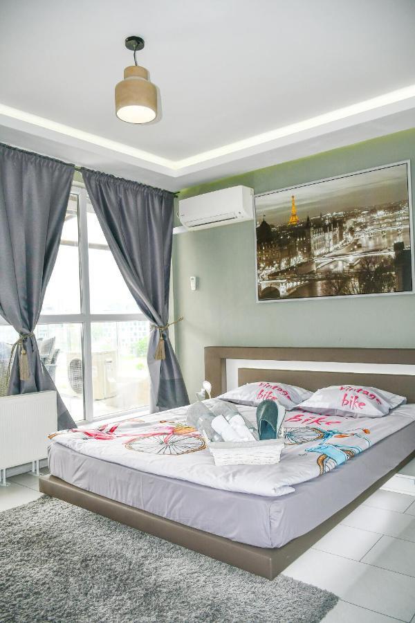 Апартаменти Sky Loft Софія Екстер'єр фото